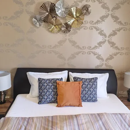 Family Retreat Politehnica Park Bucharest