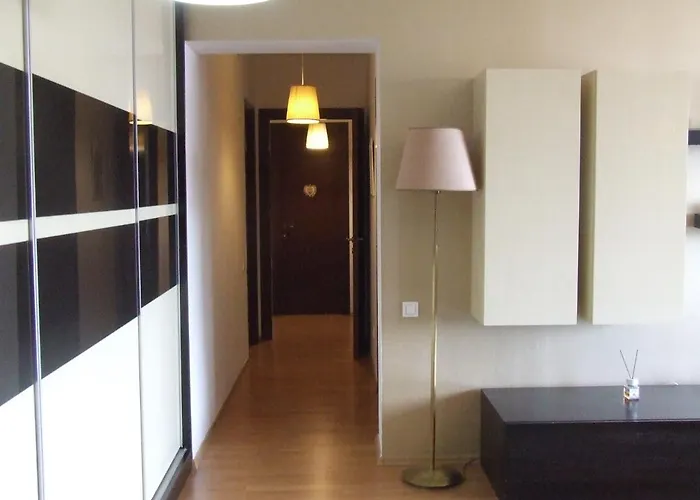 Family Retreat Politehnica Park * Bucharest