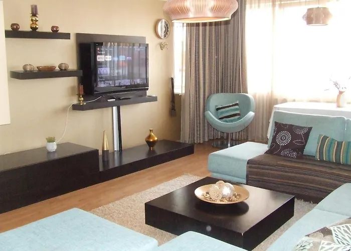 Family Retreat Politehnica Park Апартаменти Бухарест