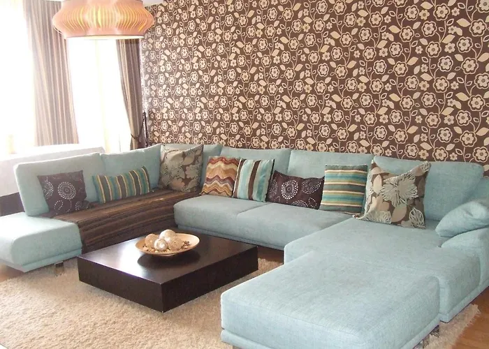 Family Retreat Politehnica Park * Бухарест