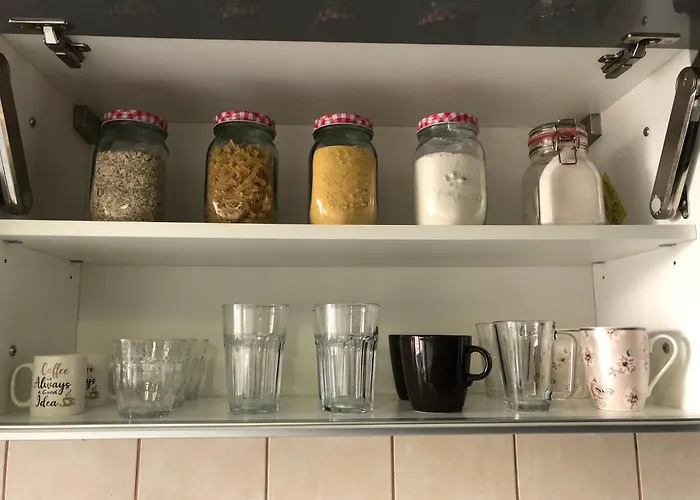 Family Retreat Politehnica Park Бухарест