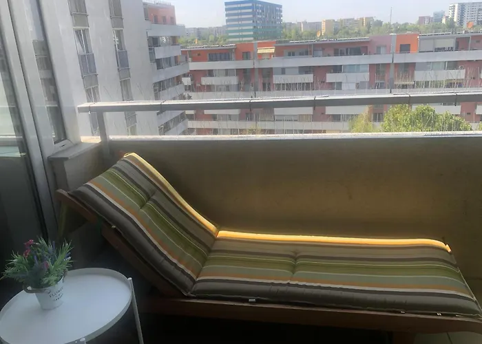 Family Retreat Politehnica Park Апартаменти